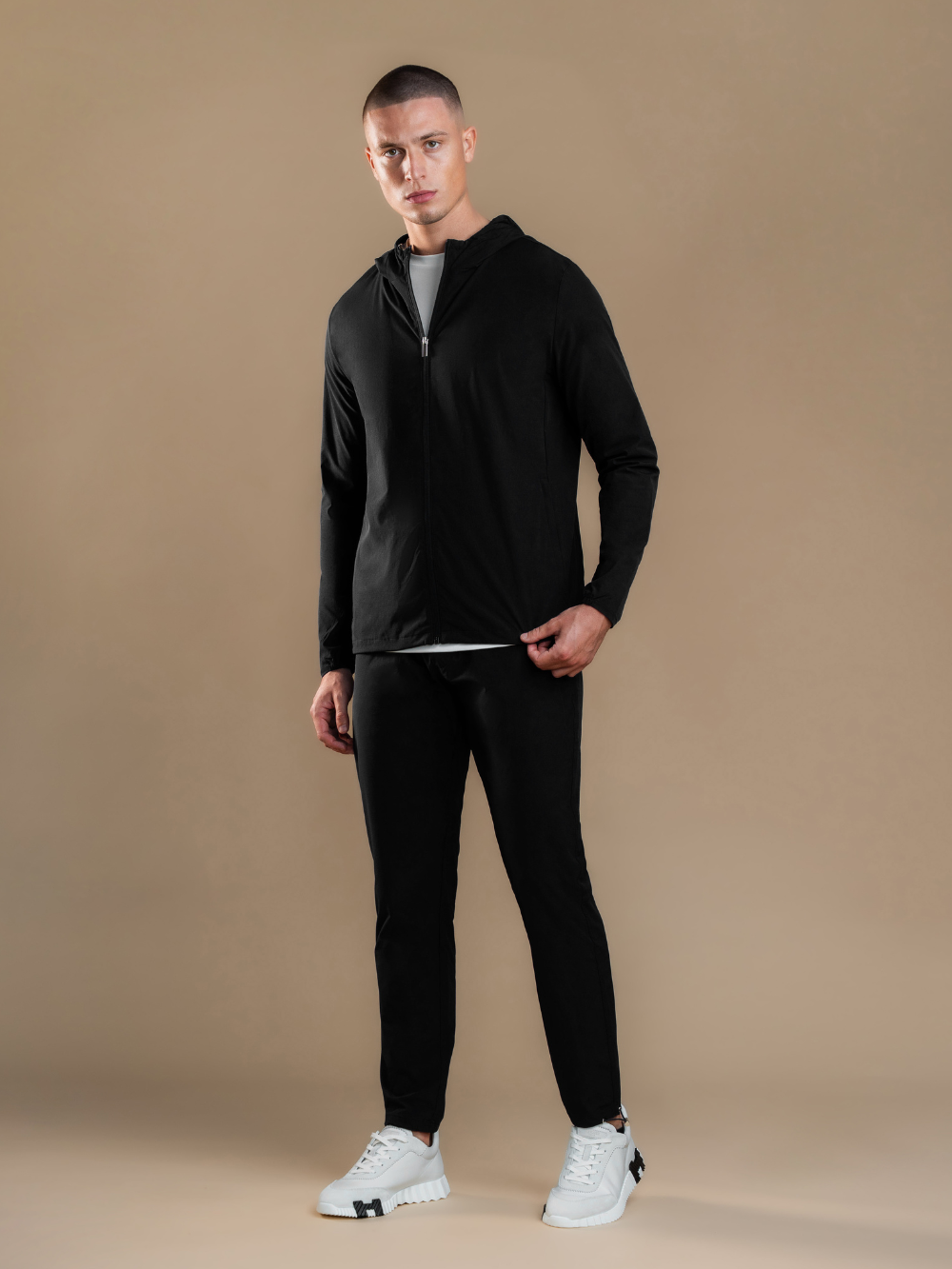 Tech Windbreaker - Black